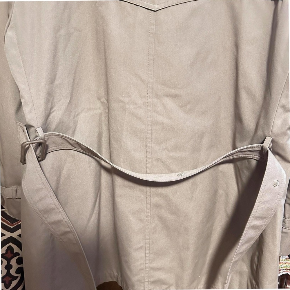 Men's Vintage London Fog Trench/Rain Coat Tan With Belt 46R - Picture 5 of 5